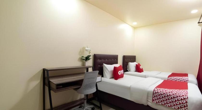 5 Diamond Hotel Bangkok Exterior photo