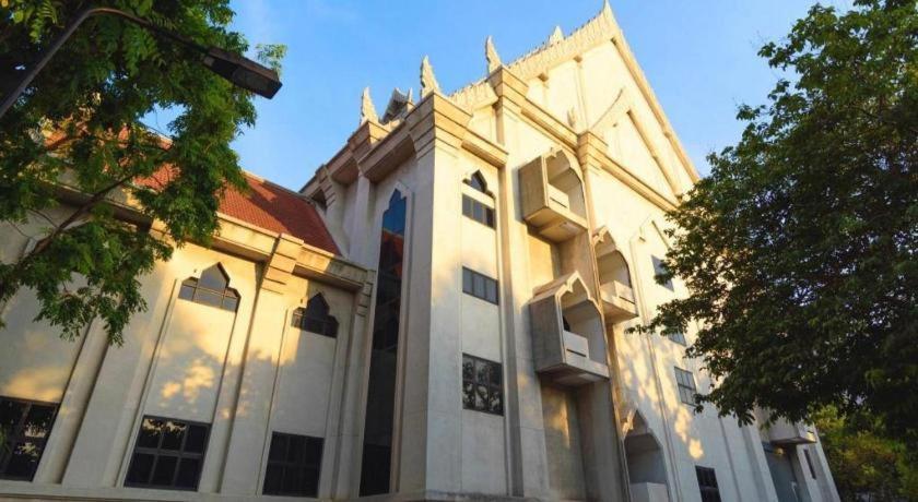 5 Diamond Hotel Bangkok Exterior photo