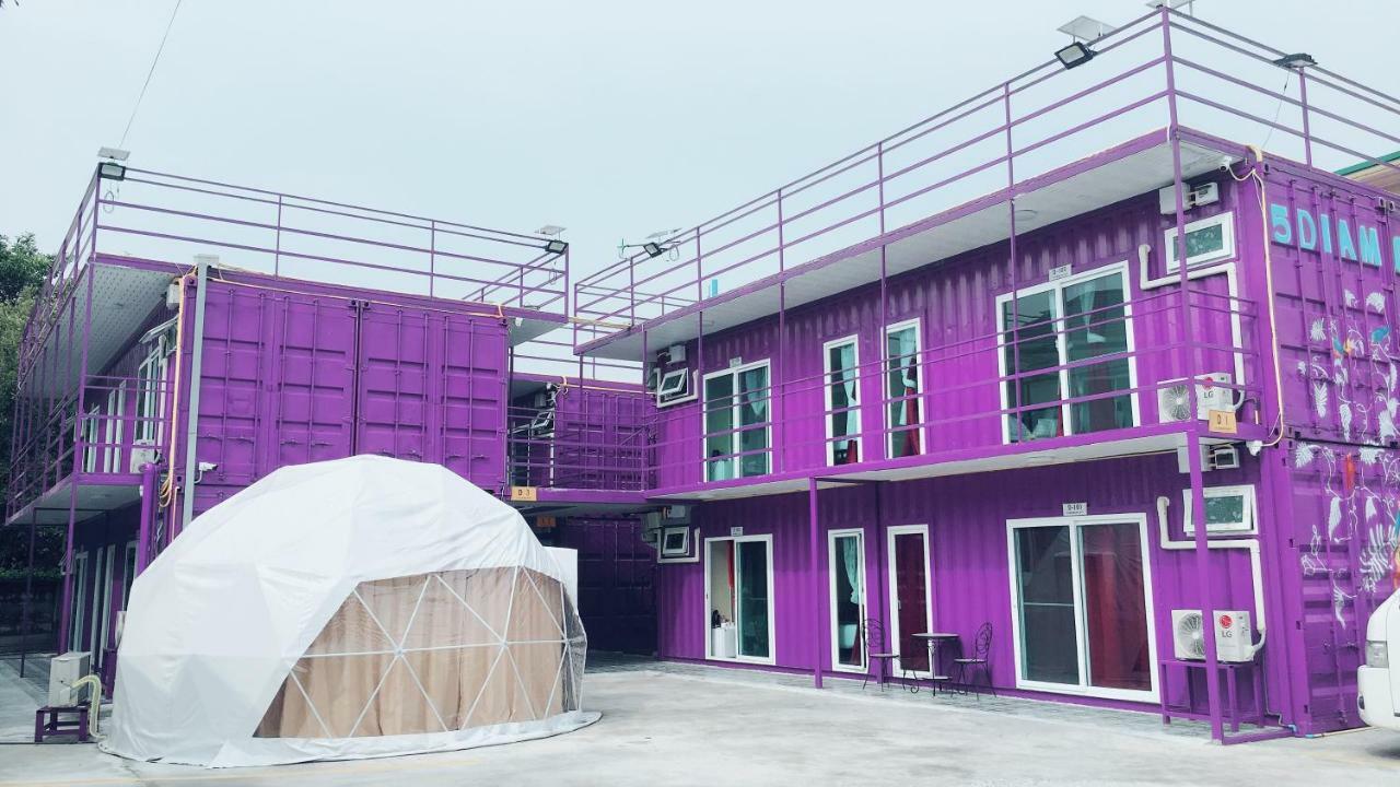 5 Diamond Hotel Bangkok Exterior photo